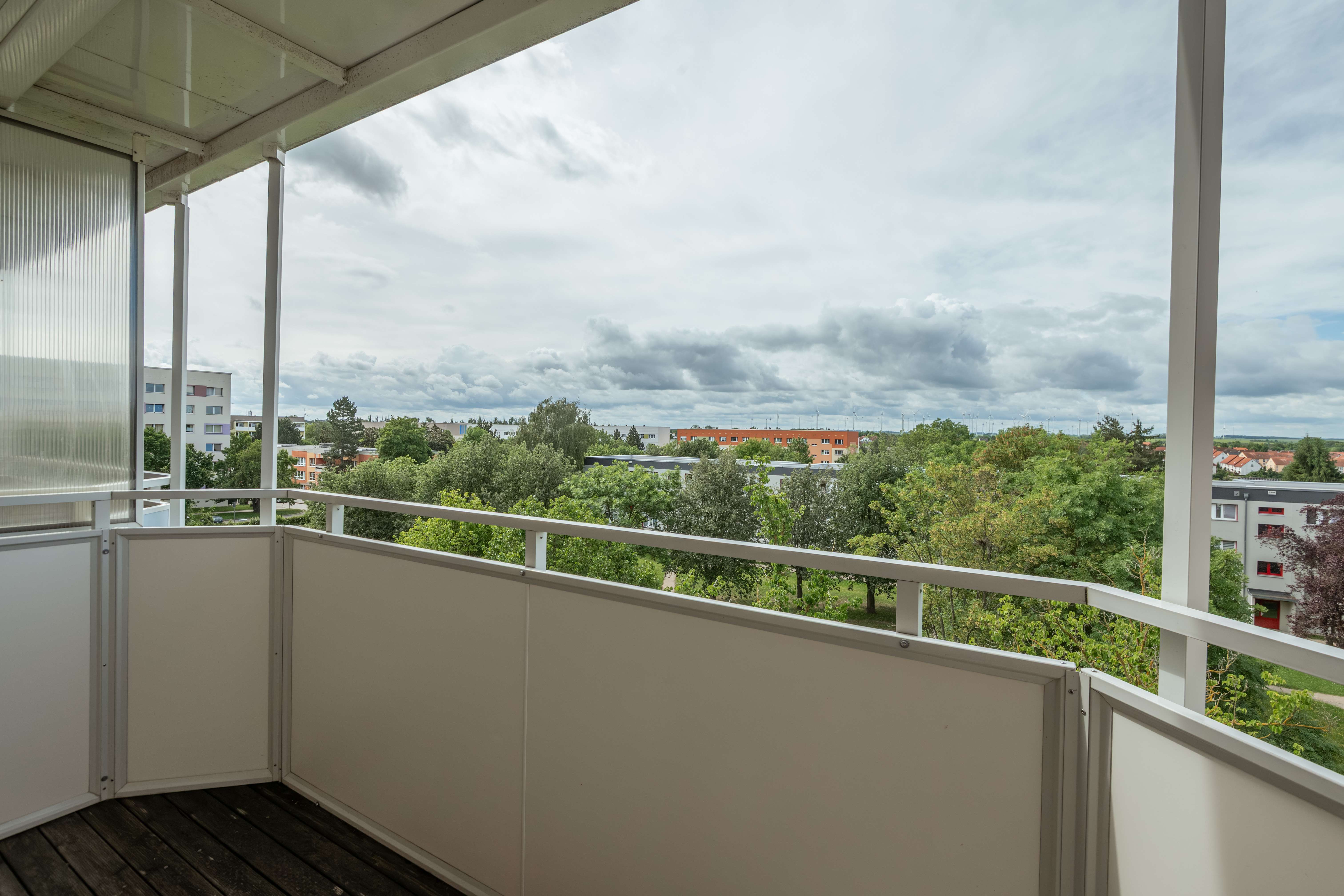 Thumbnail-Wohnung zum Mieten in Weißenfels 374,56 € 61.79 m²