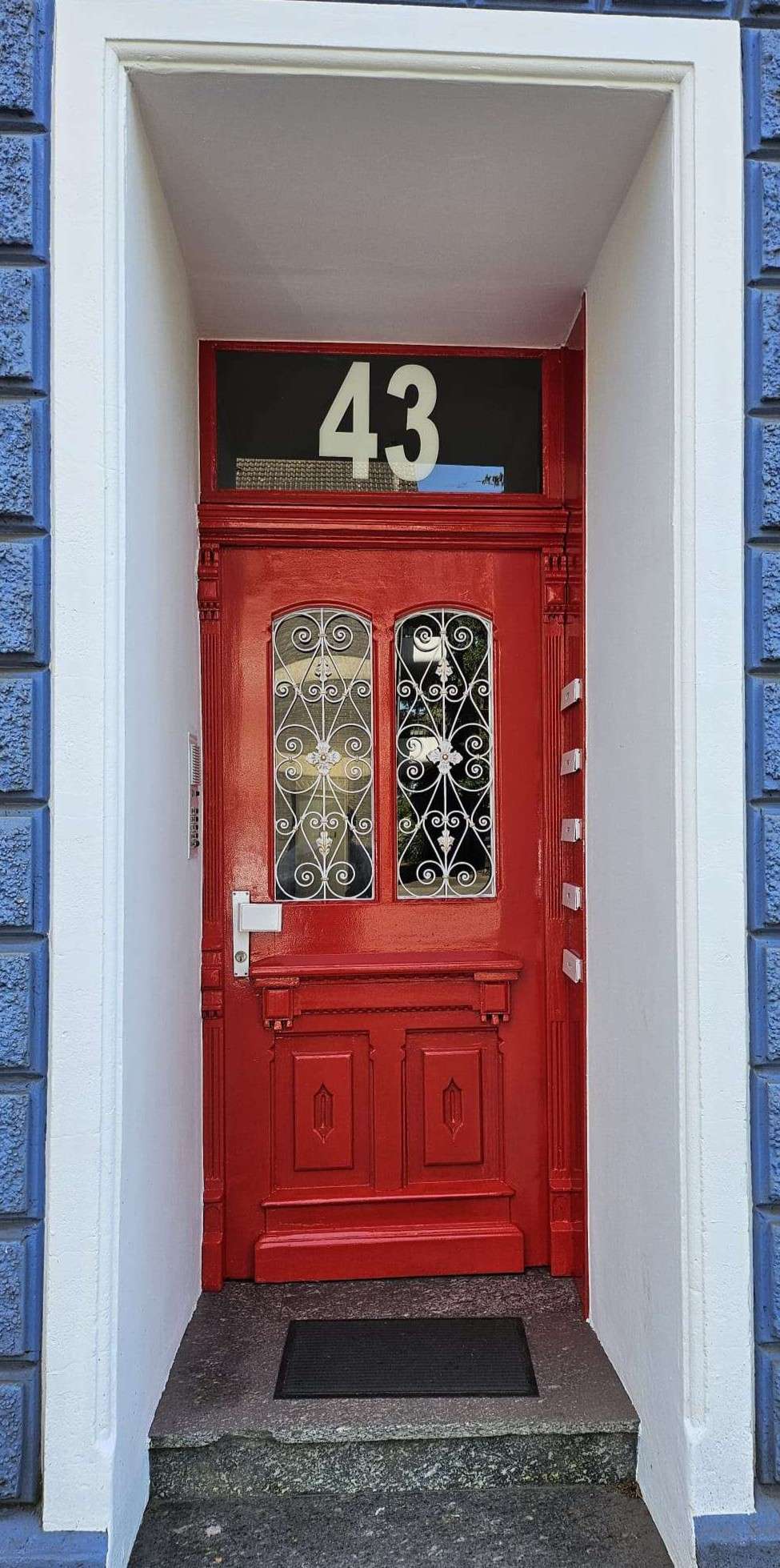 Thumbnail-Haus zum Kaufen in Düsseldorf 759.000,00 € 208 m²