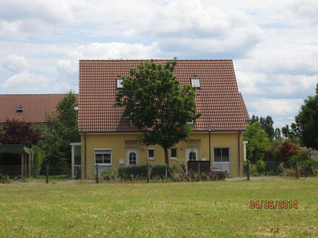 Thumbnail-Haus zum Mieten in Hönow 1.750,00 € 102.74 m²
