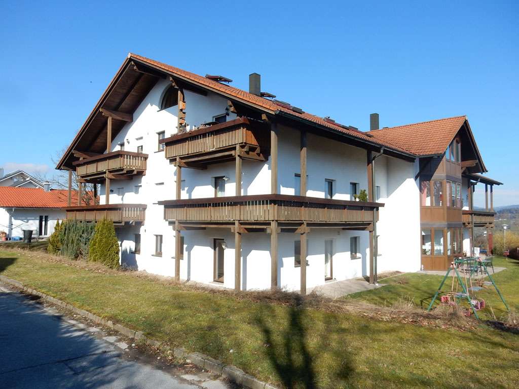 Thumbnail-Wohnung zum Mieten in Regen 700,00 € 87 m²