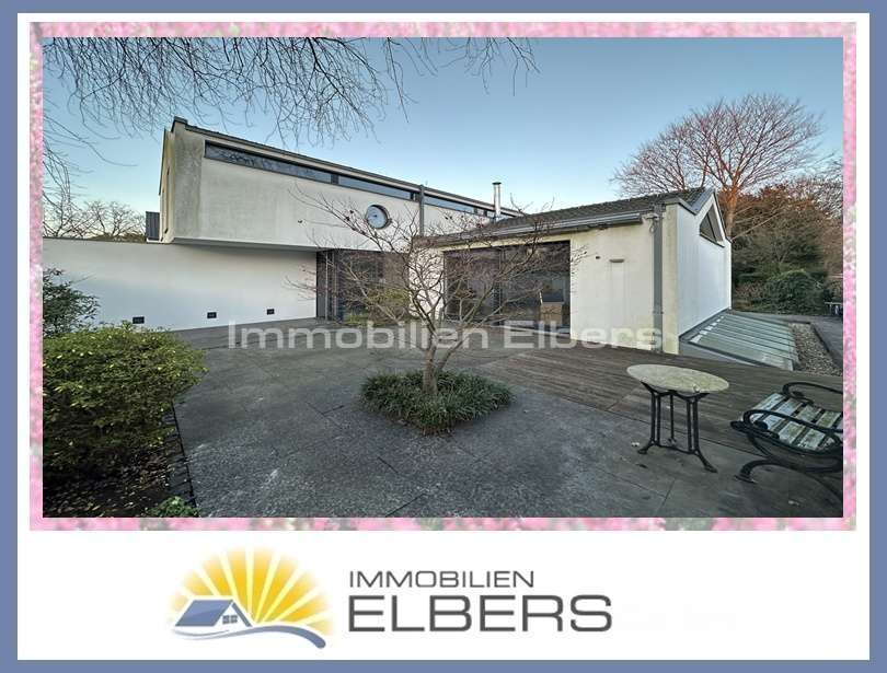 Thumbnail-Haus zum Kaufen in Krefeld 1.490.000,00 € 227 m²