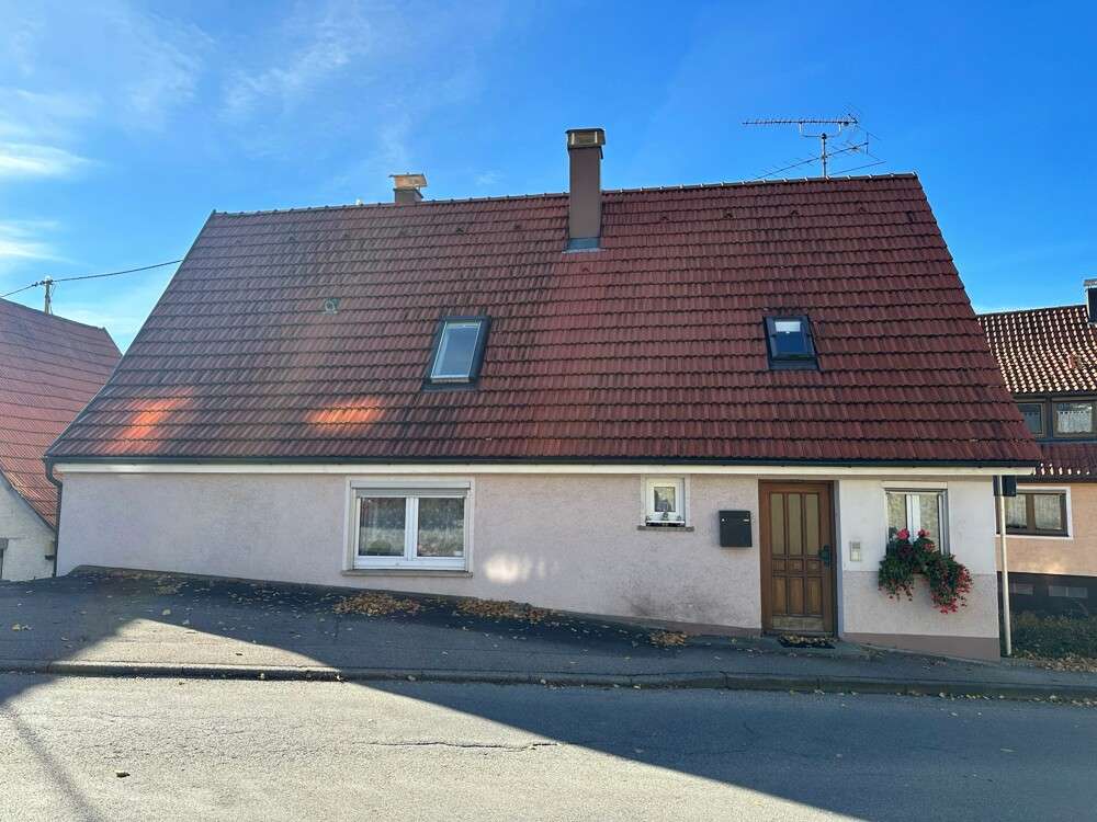 Thumbnail-Haus zum Kaufen in Münsingen Dottingen 115.000,00 € 118 m²