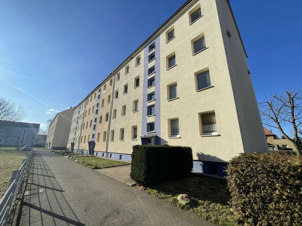 Thumbnail-Wohnung zum Kaufen in Rötha 45.000,00 € 54 m²