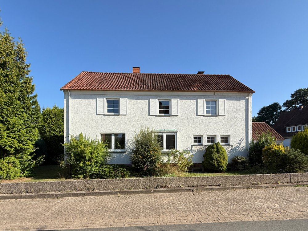 Thumbnail-Haus zum Kaufen in Bückeburg 239.000,00 € 165 m²