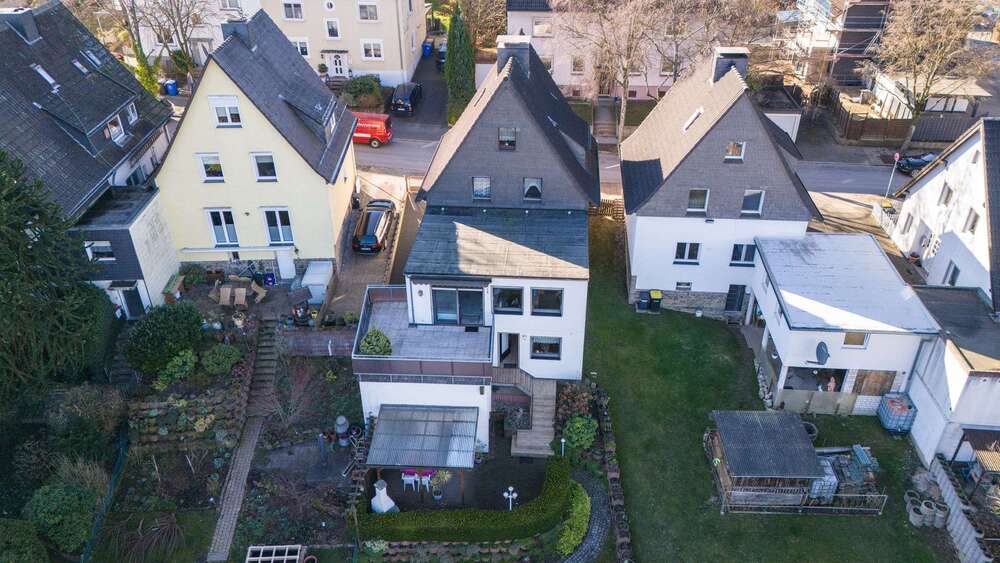 Thumbnail-Haus zum Kaufen in Heiligenhaus 460.000,00 € 190 m²
