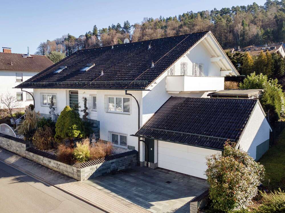 Thumbnail-Haus zum Kaufen in Breuberg 699.000,00 € 340.46 m²