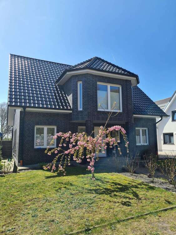 Thumbnail-Haus zum Kaufen in Twist 448.000,00 € 168 m²