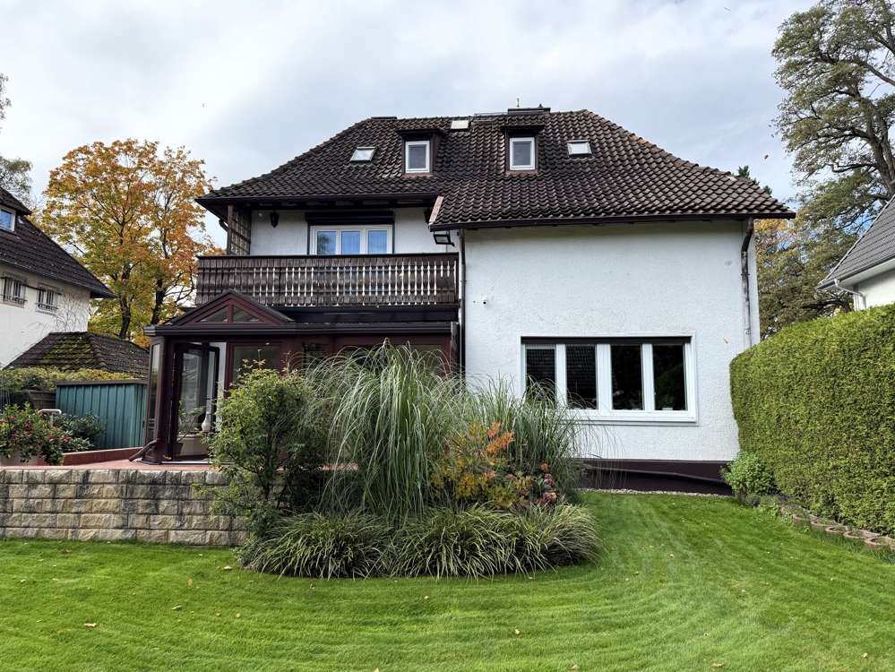 Thumbnail-Haus zum Kaufen in Berlin-Lichterfelde West 1.750.000,00 € 232.14 m²