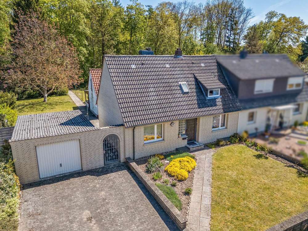 Thumbnail-Haus zum Kaufen in Ilsede 139.000,00 € 127.72 m²