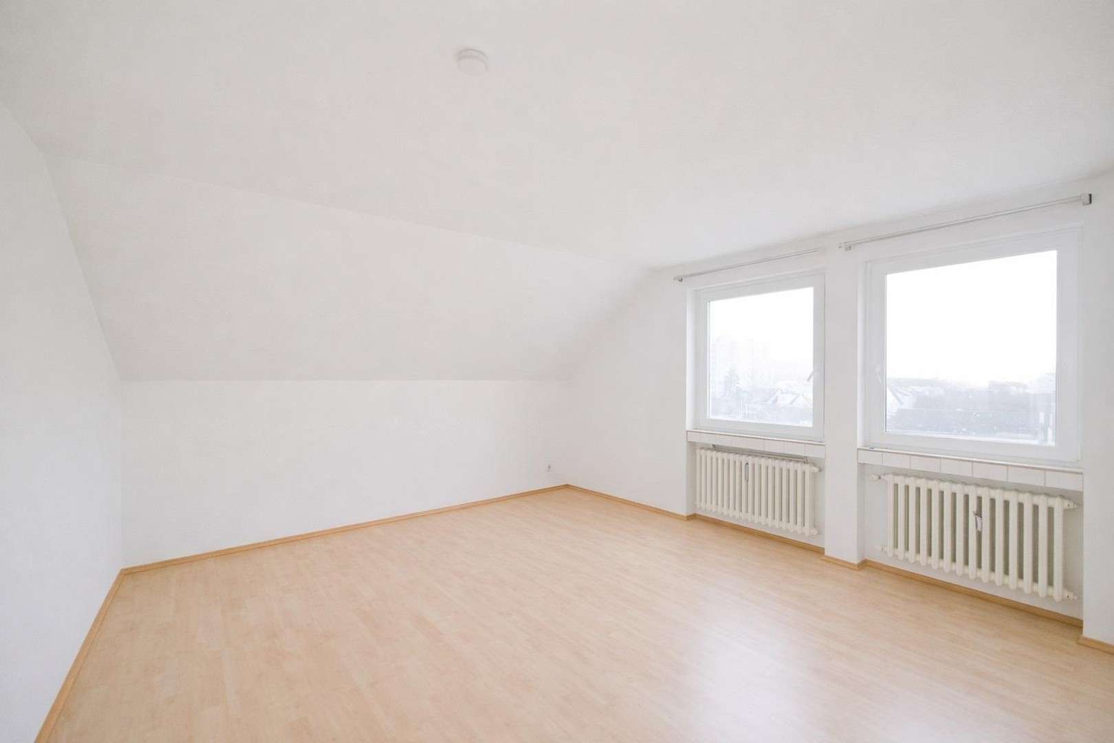Thumbnail-Wohnung zum Kaufen in Würzburg 250.200,00 € 86.28 m²