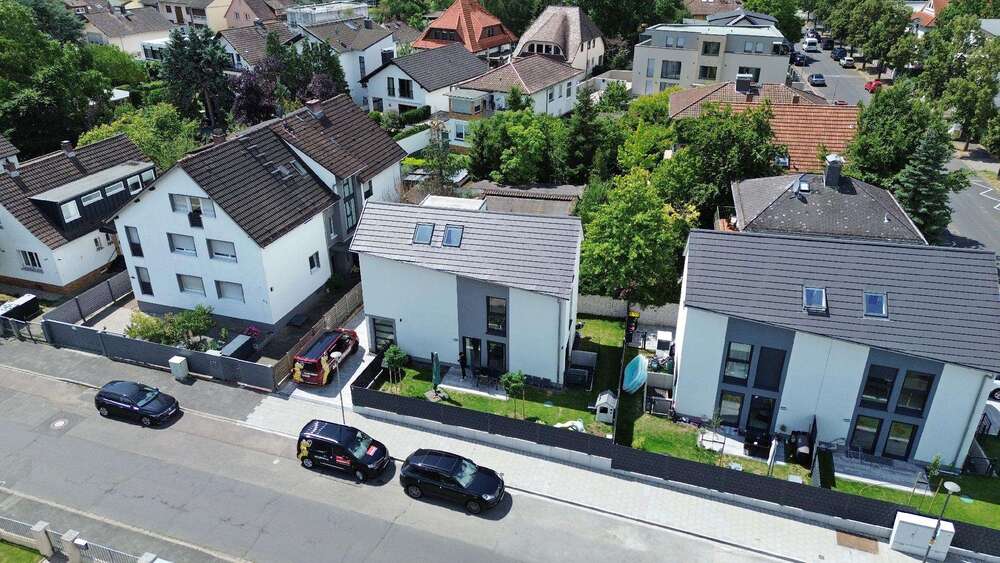 Thumbnail-Haus zum Mieten in Offenbach 2.750,00 € 161 m²