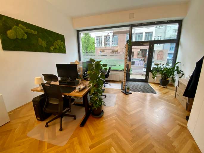 Thumbnail-Büro in München 265,00 € 4 m²