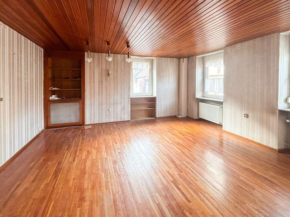 Thumbnail-Haus zum Kaufen in Groß-Umstadt 199.000,00 € 210 m²