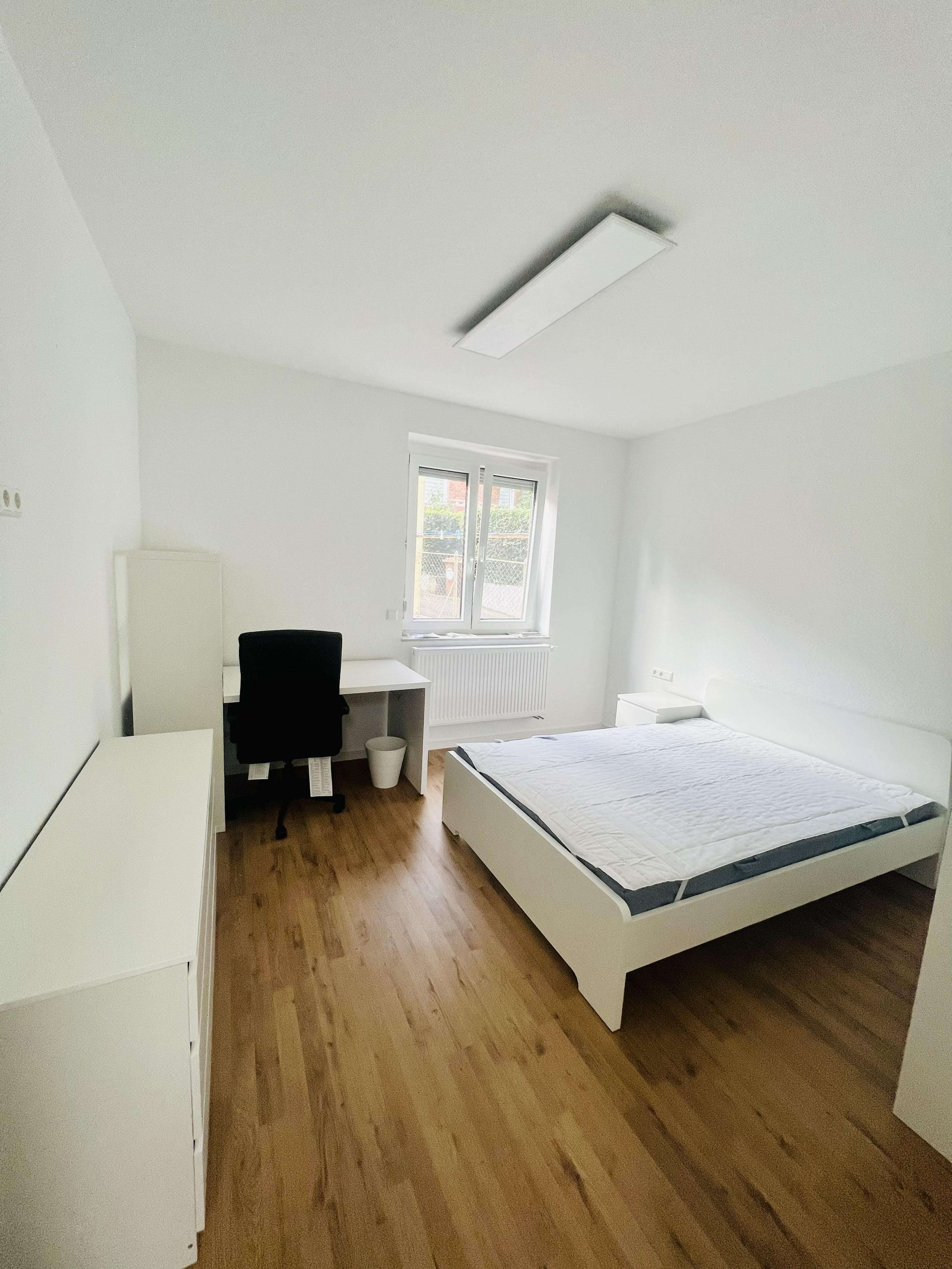 Thumbnail-Wohnung zum Mieten in Stuttgart 495,00 € 15 m²