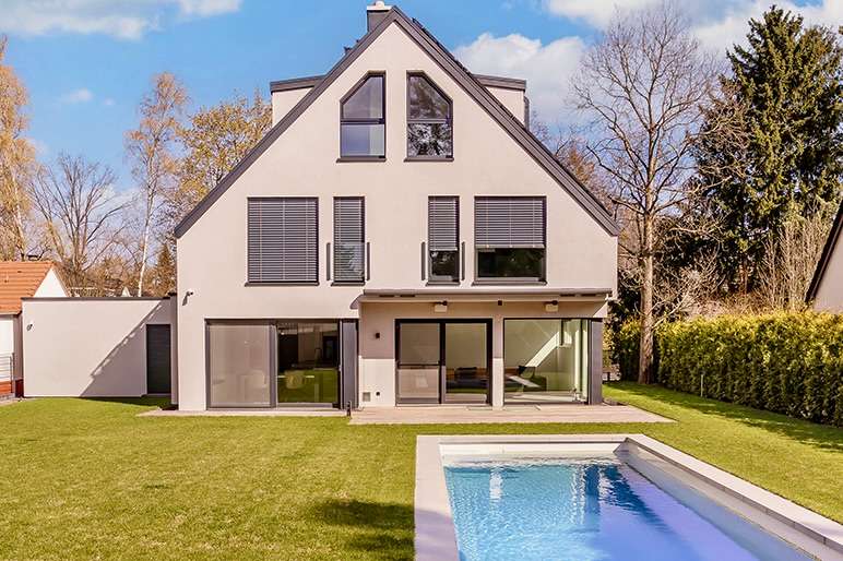 Thumbnail-Haus zum Kaufen in KLeinmachnow 3.150.000,00 € 284 m²