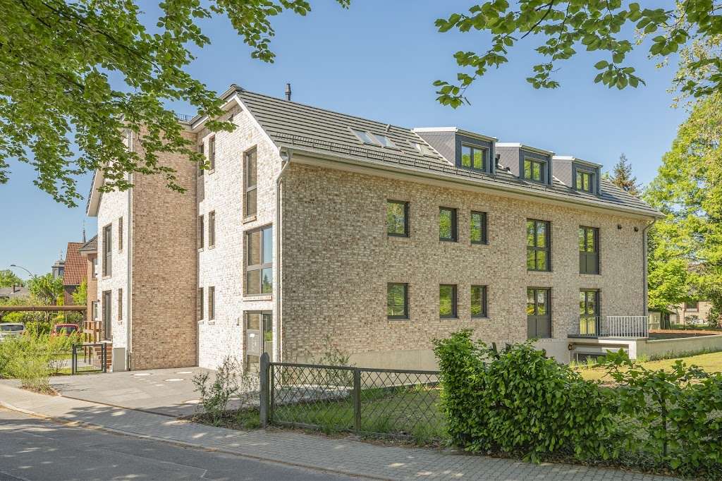 Thumbnail-Wohnung zum Mieten in Rellingen 2.270,08 € 131.52 m²