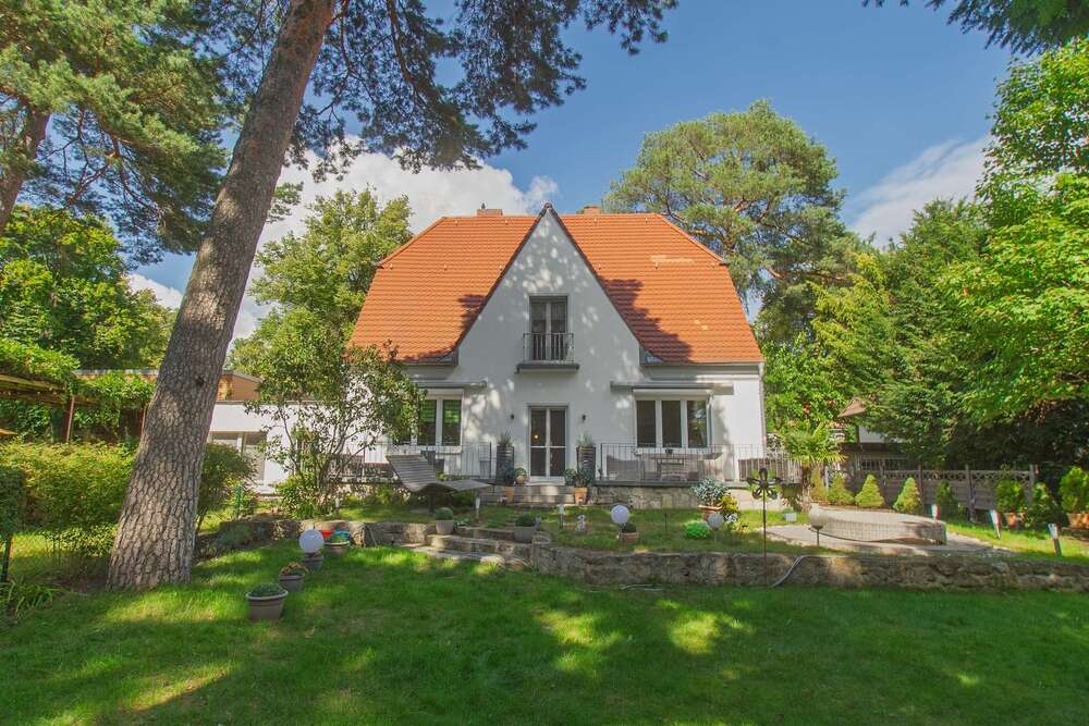 Thumbnail-Haus zum Kaufen in Berlin 1.750.000,00 € 213 m²