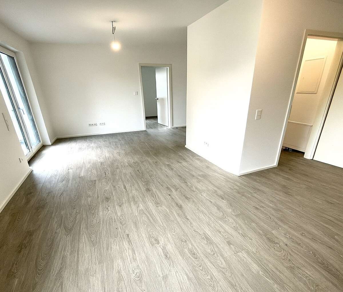 Thumbnail-Wohnung zum Kaufen in Ruppichteroth Winterscheid 308.000,00 € 77 m²