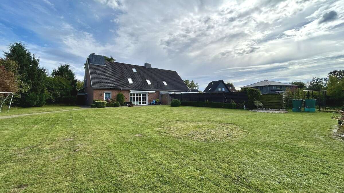 Thumbnail-Haus zum Kaufen in Stolpe 399.000,00 € 182.39 m²