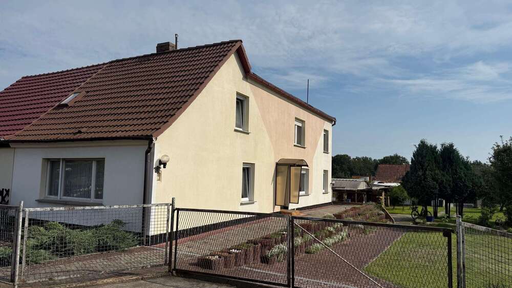 Thumbnail-Haus zum Kaufen in Spremberg 139.000,00 € 140 m²