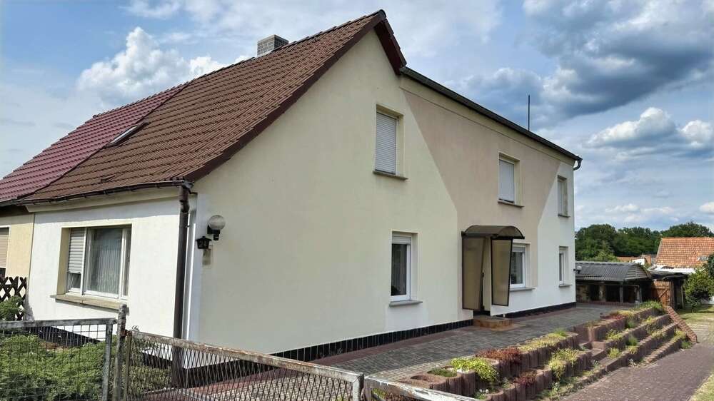 Thumbnail-Haus zum Kaufen in Spremberg 125.000,00 € 140 m²