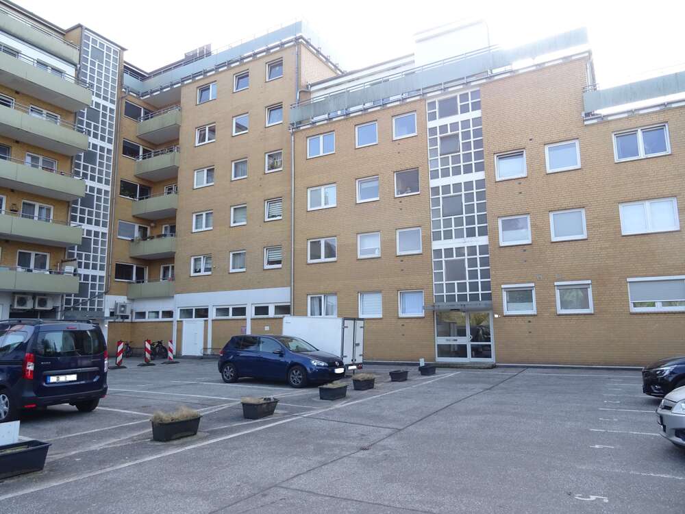 Thumbnail-Wohnung zum Kaufen in Bad Schwartau 165.000,00 € 59 m²