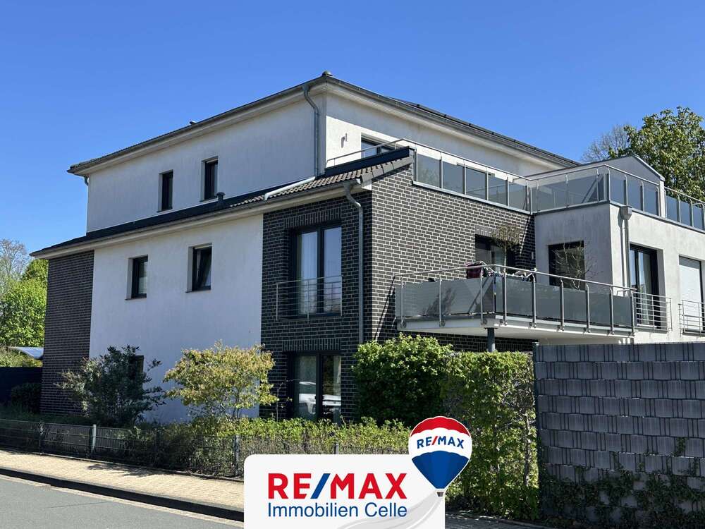 Thumbnail-Wohnung zum Mieten in Celle 970,00 € 102.86 m²