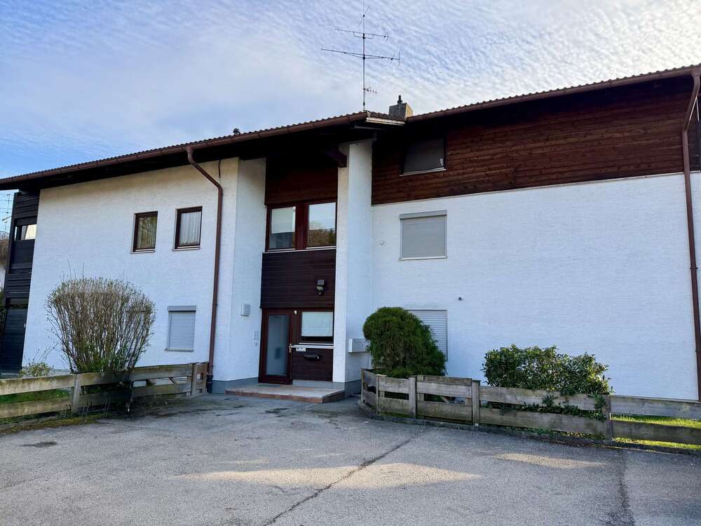 Thumbnail-Wohnung zum Kaufen in Grabenstätt 299.000,00 € 57.7 m²