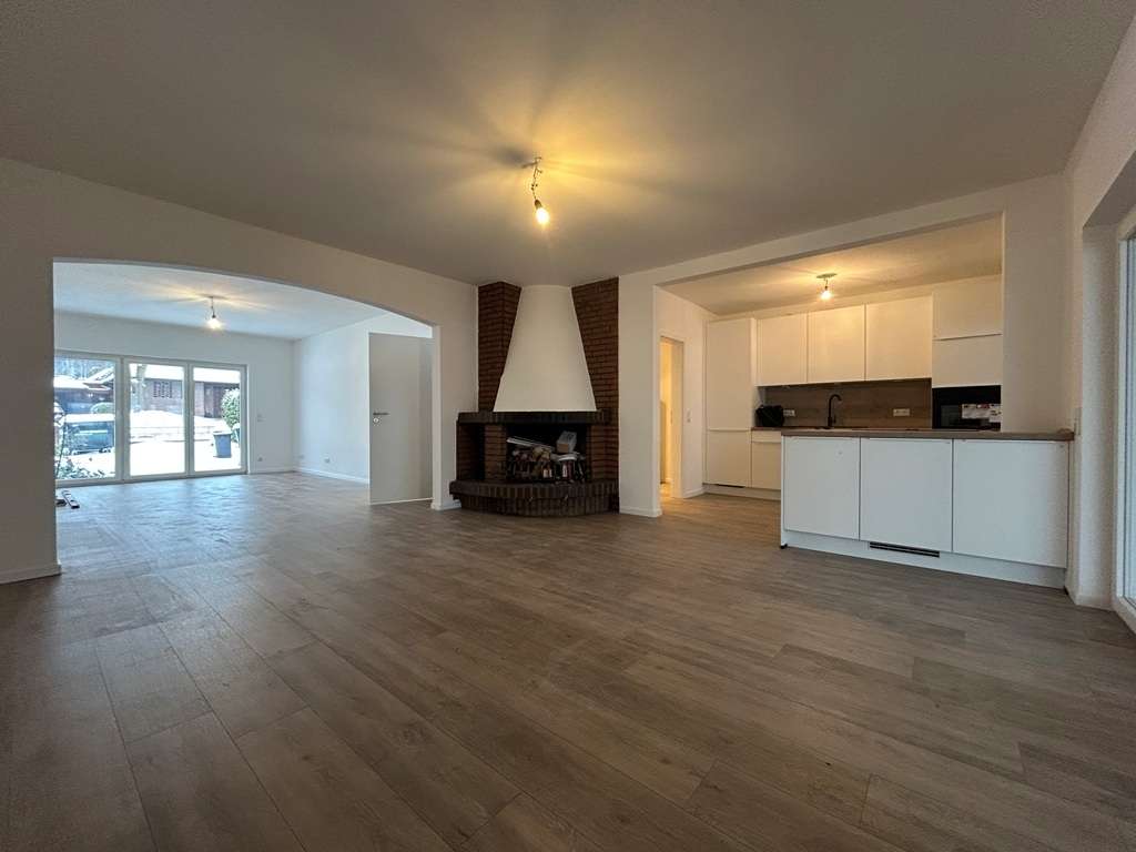 Thumbnail-Haus zum Mieten in Rosengarten - Vahrendorf 1.900,00 € 120 m²