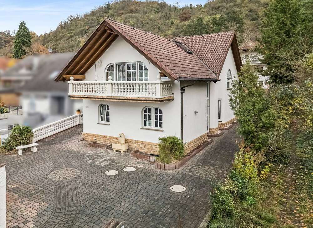 Thumbnail-Haus zum Kaufen in Lahnstein 780.000,00 € 327 m²