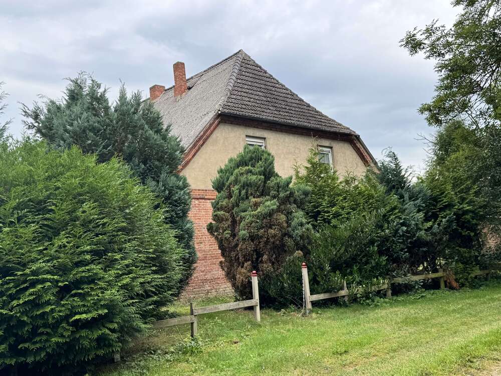 Thumbnail-Haus zum Kaufen in Werle 79.000,00 € 180 m²