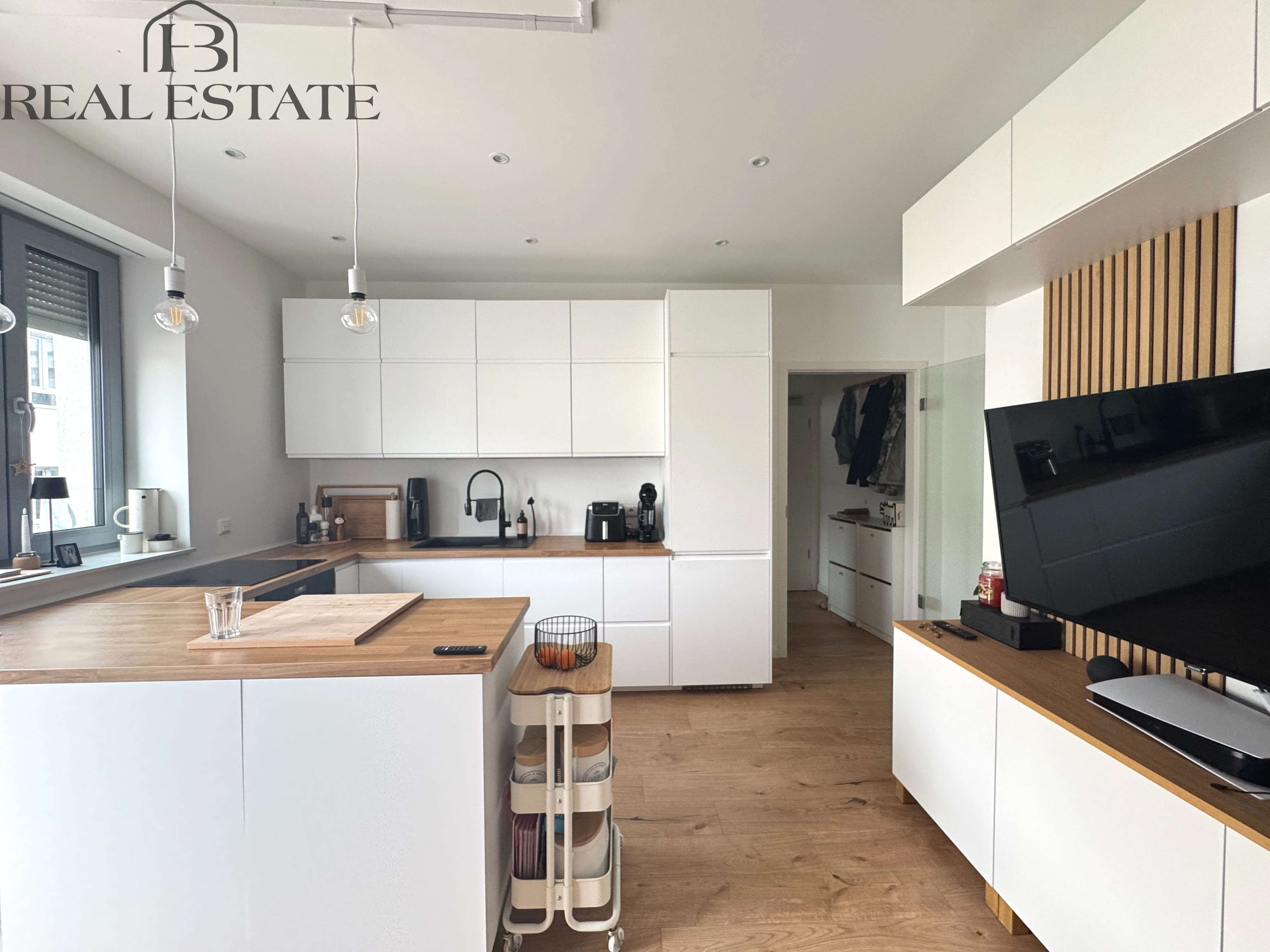 Thumbnail-Wohnung zum Mieten in Magdeburg 1.005,00 € 91.45 m²