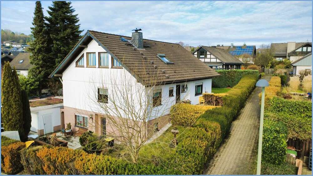 Thumbnail-Haus zum Kaufen in Overath 395.000,00 € 159 m²