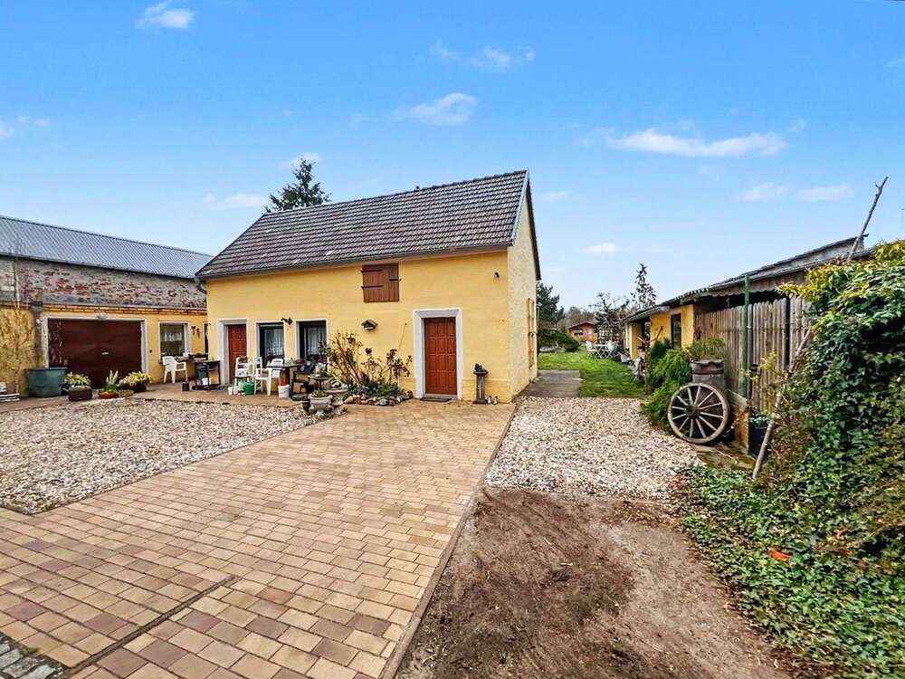 Thumbnail-Haus zum Kaufen in Prestewitz 389.000,00 € 270 m²