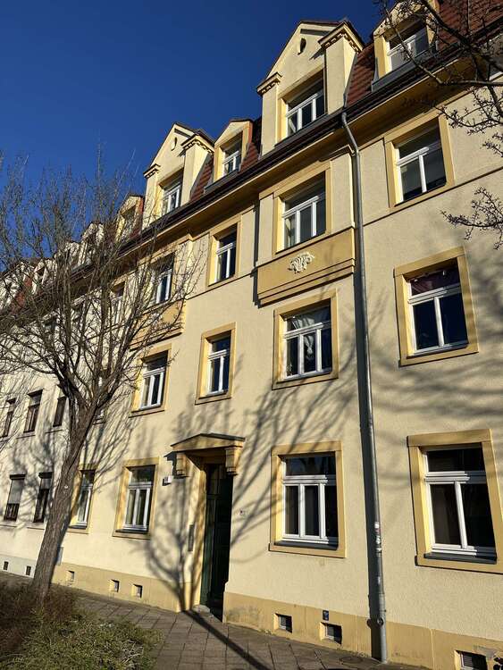 Thumbnail-Wohnung zum Kaufen in Dresden 189.000,00 € 68.93 m²