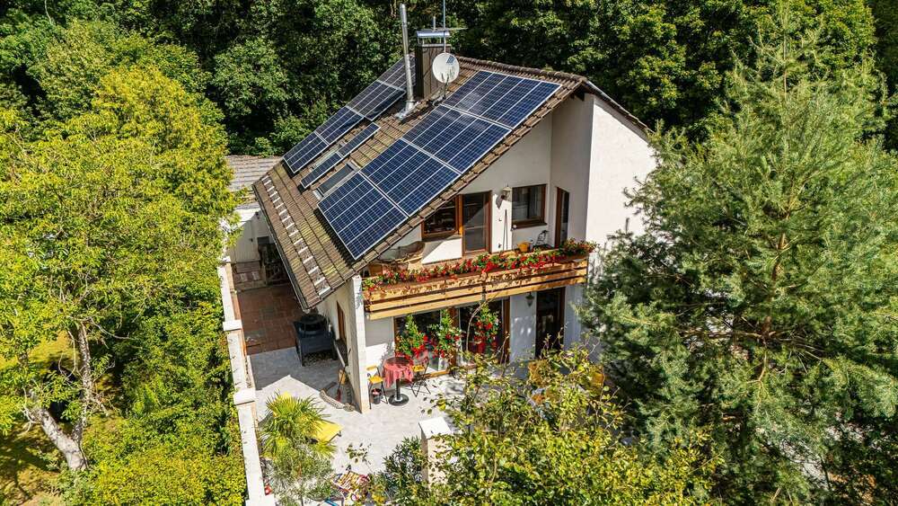 Thumbnail-Haus zum Kaufen in Schwaig bei Nürnberg 1.425.000,00 € 315.92 m²