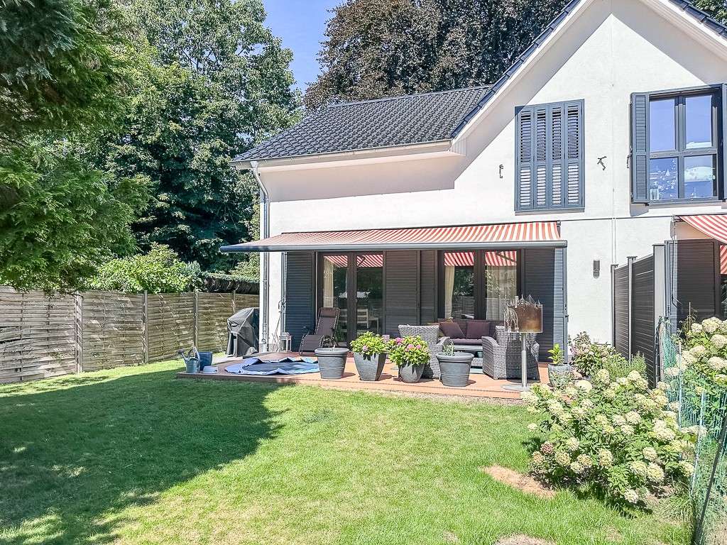 Thumbnail-Haus zum Kaufen in Hamburg 899.000,00 € 117.87 m²