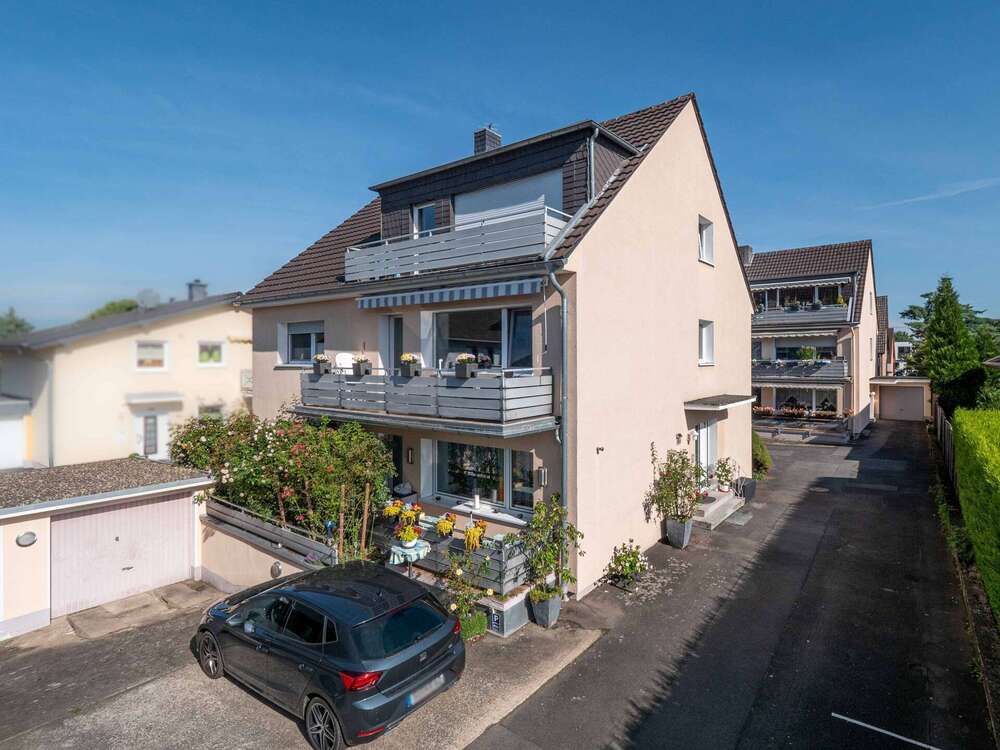 Thumbnail-Wohnung zum Kaufen in Niederkassel Mondorf 215.000,00 € 73 m²