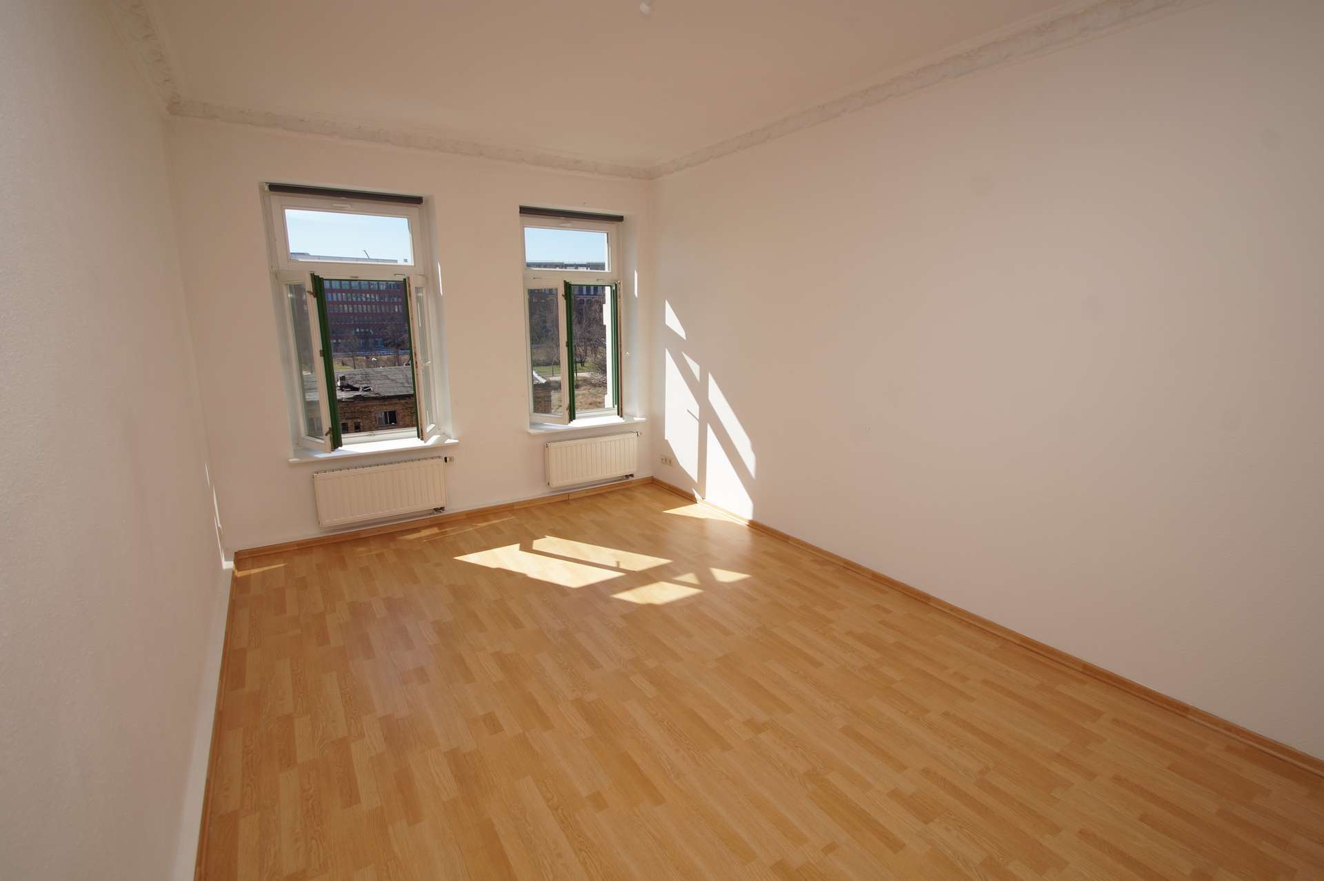 Thumbnail-Wohnung zum Kaufen in Leipzig 223.182,00 € 82.66 m²
