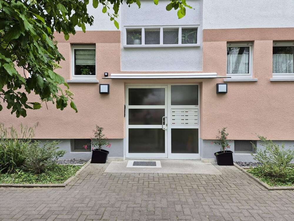 Thumbnail-Wohnung zum Kaufen in Wiesbaden 385.000,00 € 80 m²