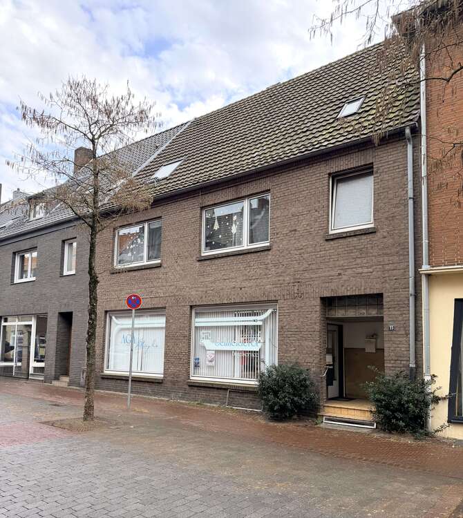 Thumbnail-Haus zum Kaufen in Emmerich am Rhein 359.000,00 € 259.85 m²