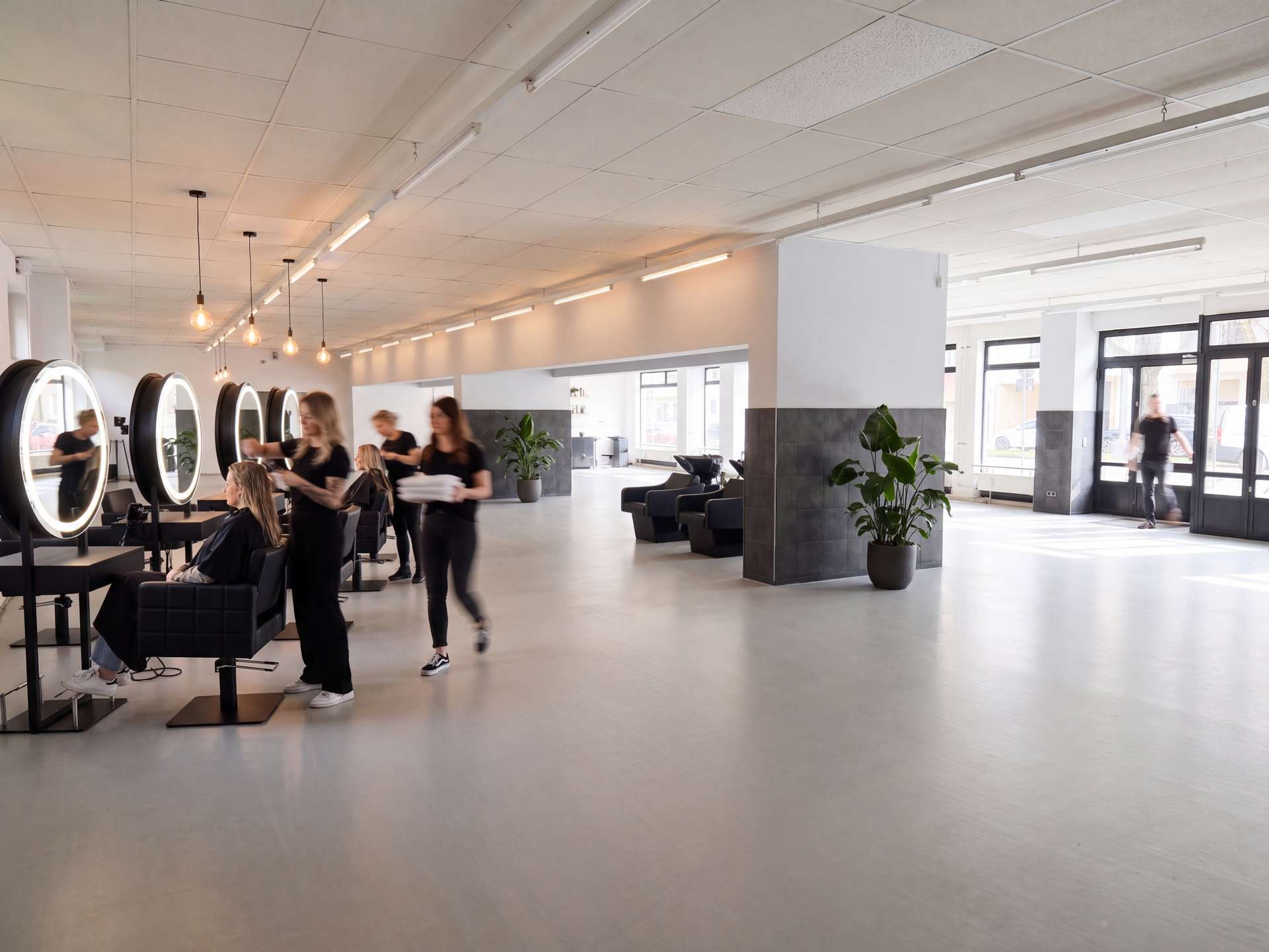 Thumbnail-Einzelhandel in München 5.941,00 € 293 m²