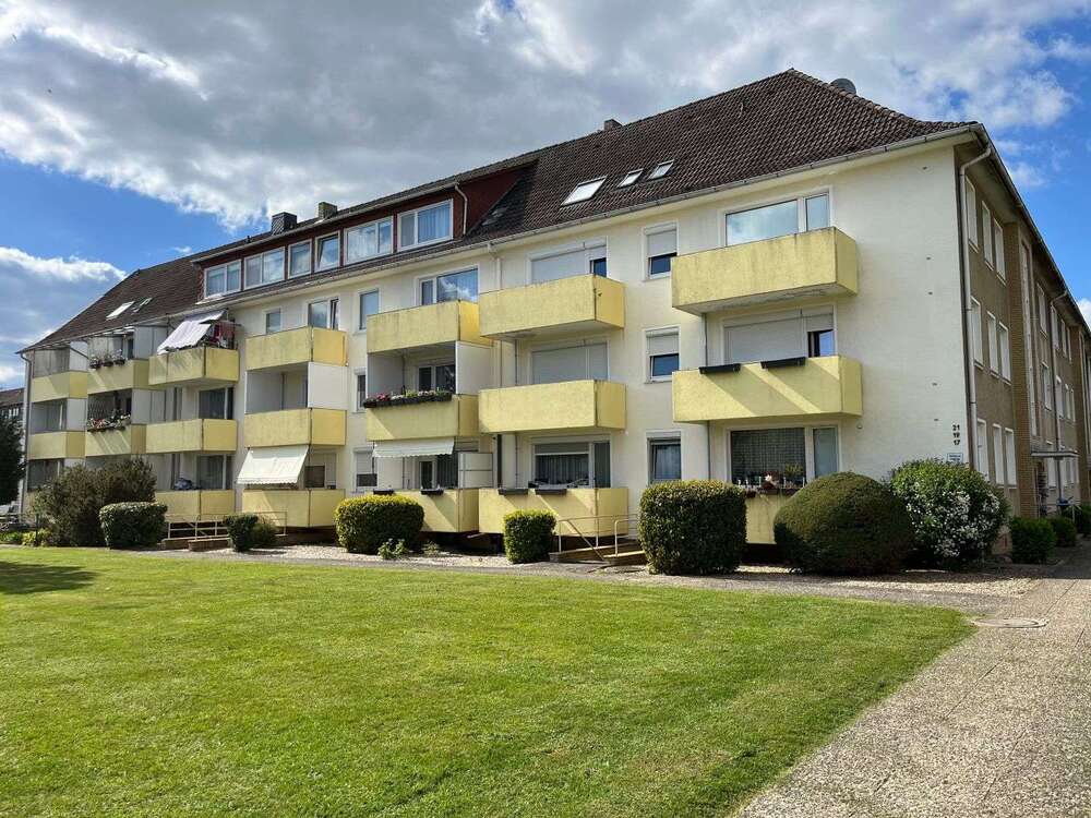 Thumbnail-Wohnung zum Kaufen in Walsrode 299.000,00 € 337.86 m²