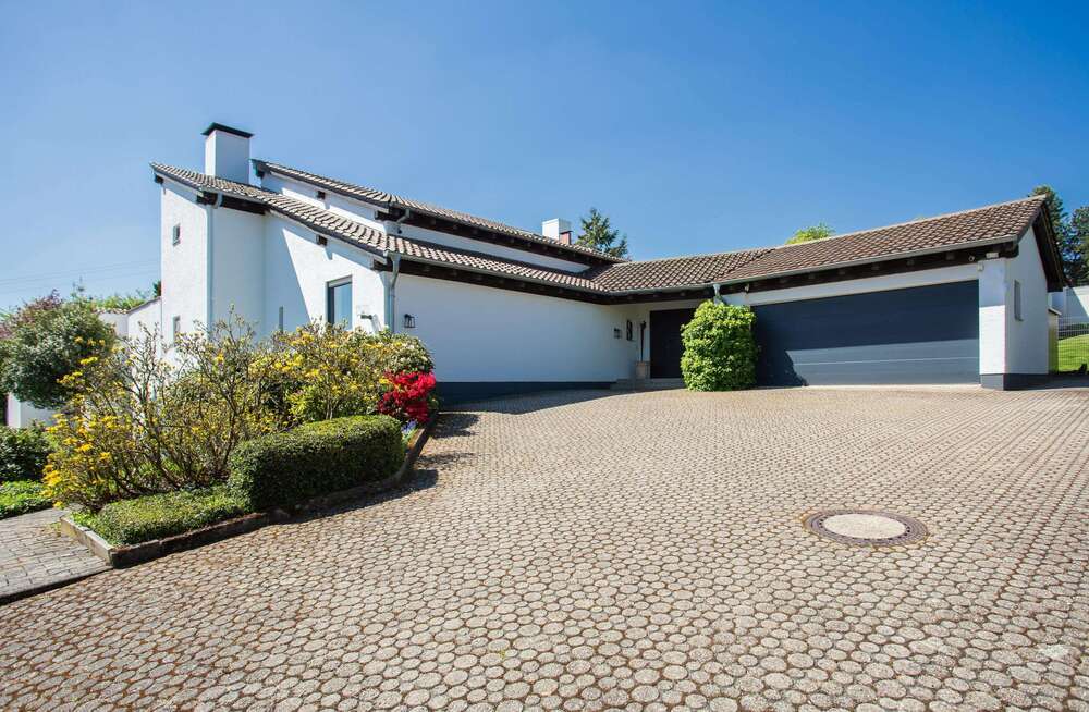 Thumbnail-Haus zum Kaufen in Kaiserslautern 1.095.000,00 € 337.18 m²