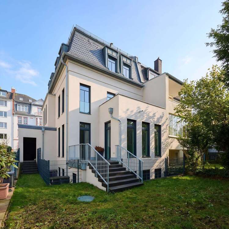 Thumbnail-Wohnung zum Mieten in Frankfurt am Main 4.200,00 € 153 m²