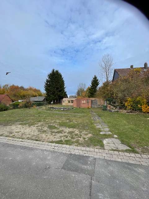 Thumbnail-Grundstück zu verkaufen in Nettlingen 150.000,00 € 1098 m²