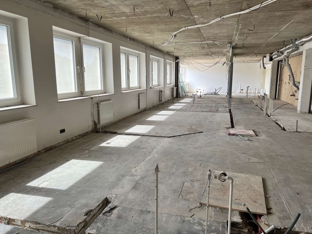 Thumbnail-Büro in Trittau 1.256,00 € 157 m²
