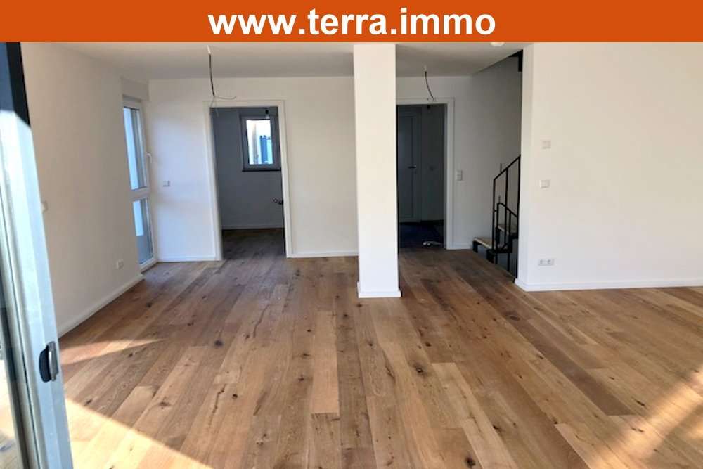 Thumbnail-Haus zum Kaufen in Hattersheim am Main 689.900,00 € 145.89 m²