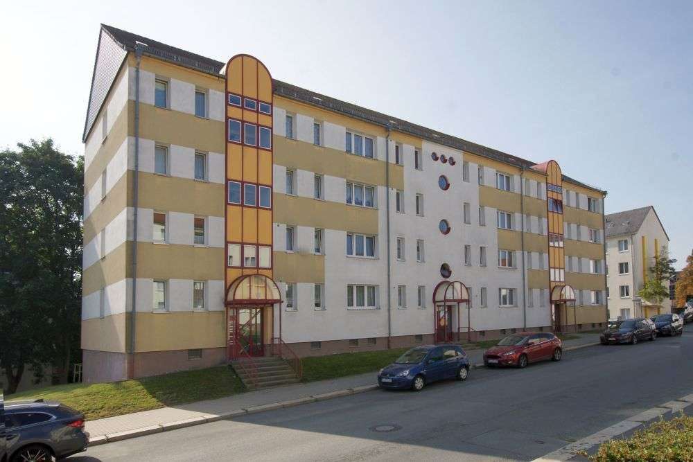 Thumbnail-Wohnung zum Mieten in Plauen 243,25 € 46.07 m²