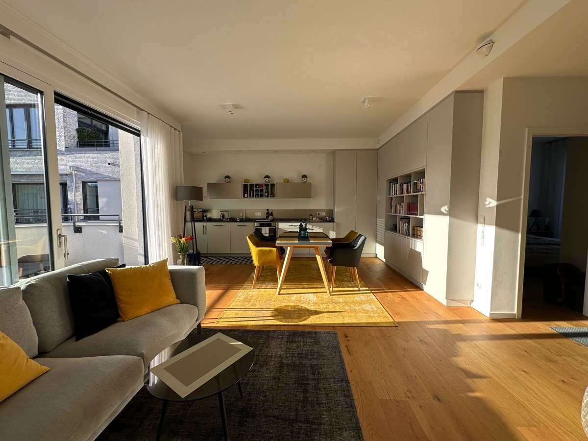 Thumbnail-Wohnung zum Mieten in Düsseldorf 1.400,00 € 74 m²